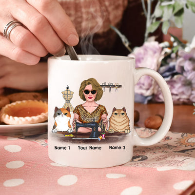 89Customized Never underestimate an old woman with cats & sewing skills Personalized Mug